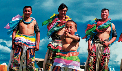 上海这对双胞胎火上热搜，全家人的名字绝了