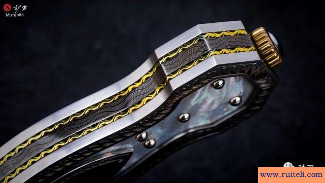 津津乐道的意思